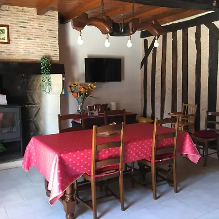 بيت للعطل La Tuilliere Saint-Étienne-de-Puycorbier